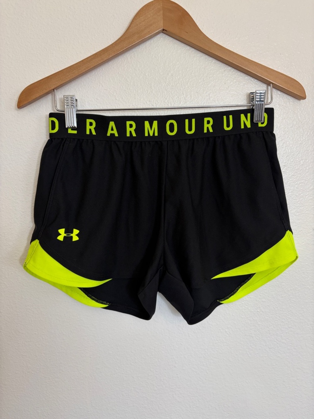 Under Armour Women's Black & Neon Yellow Performance Running Shorts